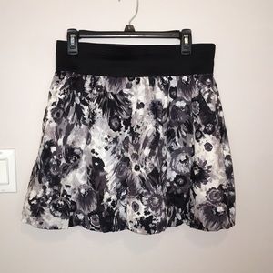 A. Burr black and white floral skirt
